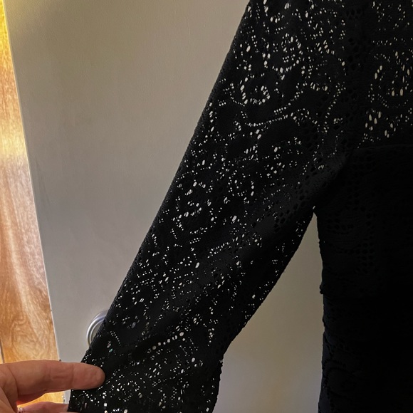 Laundry by Shelli Segal, lace black dress, worn once. Size 8. - Picture 5 of 7